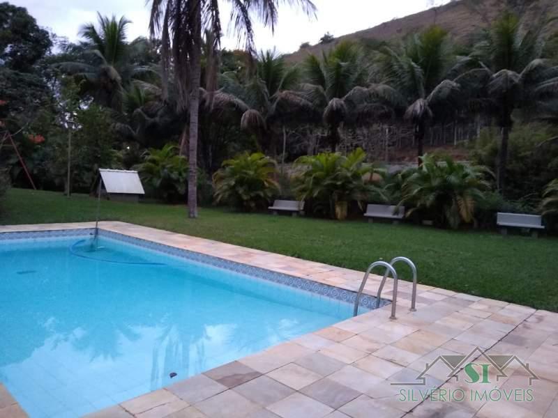 Casa à venda com 5 quartos, 300m² - Foto 39