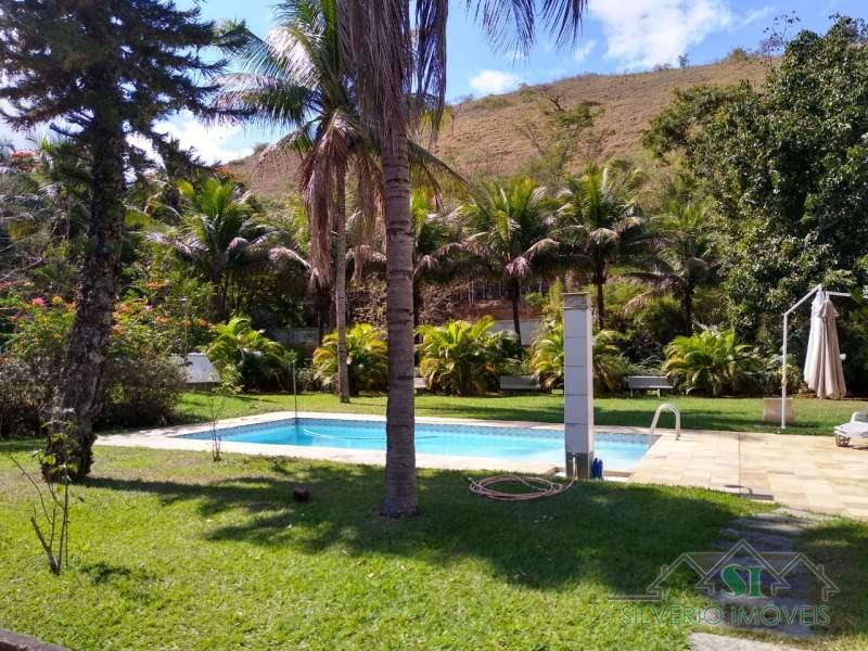 Casa à venda com 5 quartos, 300m² - Foto 3