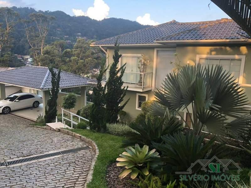 Casa em Mosela - Petrópolis/RJ  - 5 Quartos