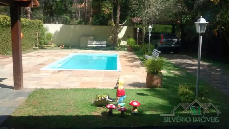 Casa à venda e aluguel com 4 quartos, 136m² - Foto 3