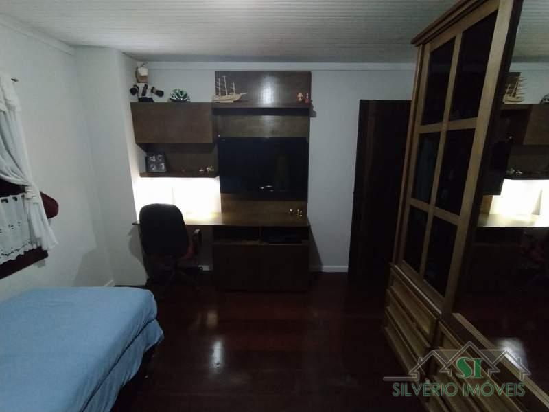 Casa à venda e aluguel com 4 quartos, 136m² - Foto 20
