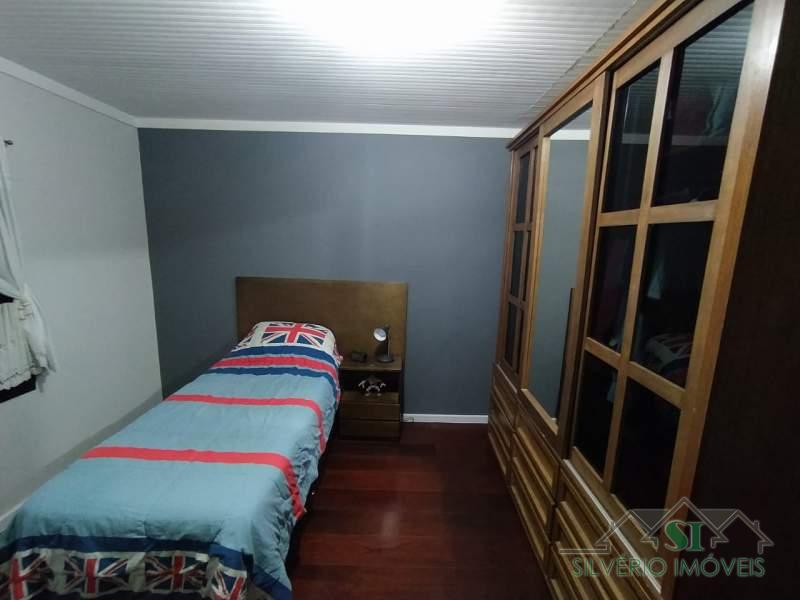 Casa à venda e aluguel com 4 quartos, 136m² - Foto 21