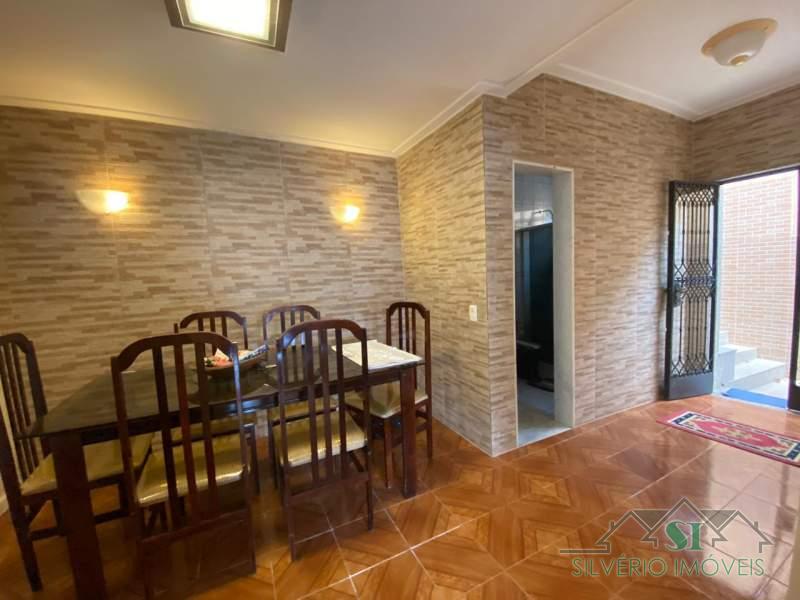 Casa à venda com 3 quartos, 120m² - Foto 25