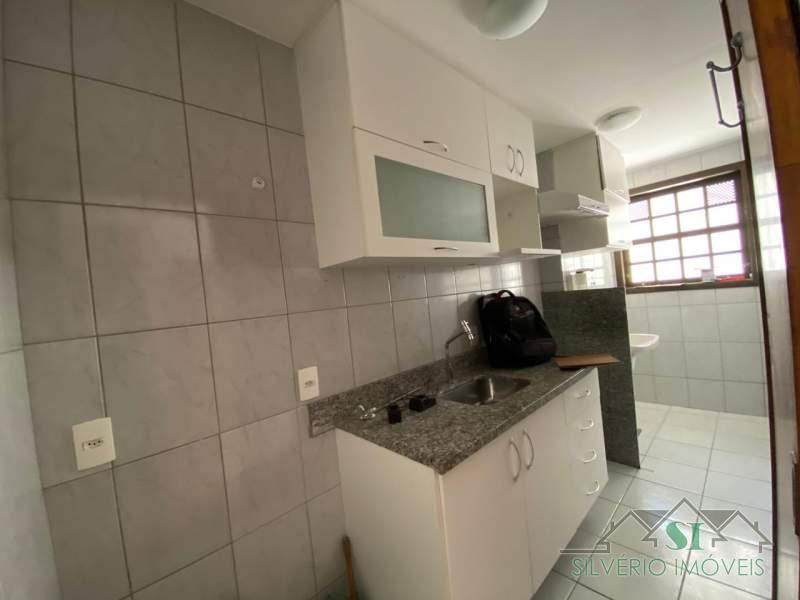Casa à venda com 3 quartos, 120m² - Foto 12
