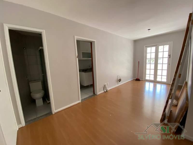 Casa à venda com 3 quartos, 120m² - Foto 28