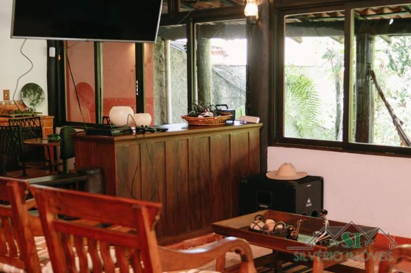 Casa à venda com 4 quartos, 100m² - Foto 4