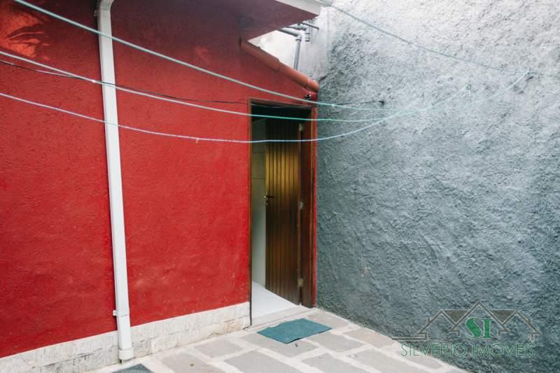 Casa à venda com 4 quartos, 100m² - Foto 36