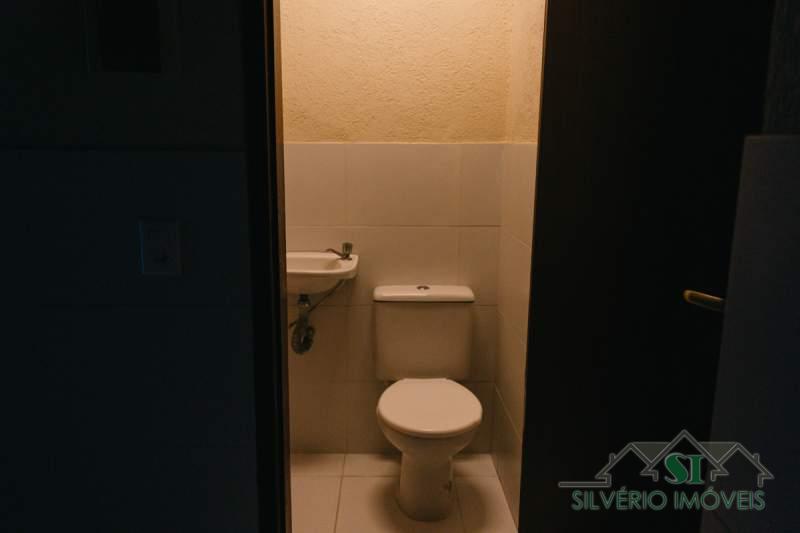 Casa à venda com 4 quartos, 100m² - Foto 37