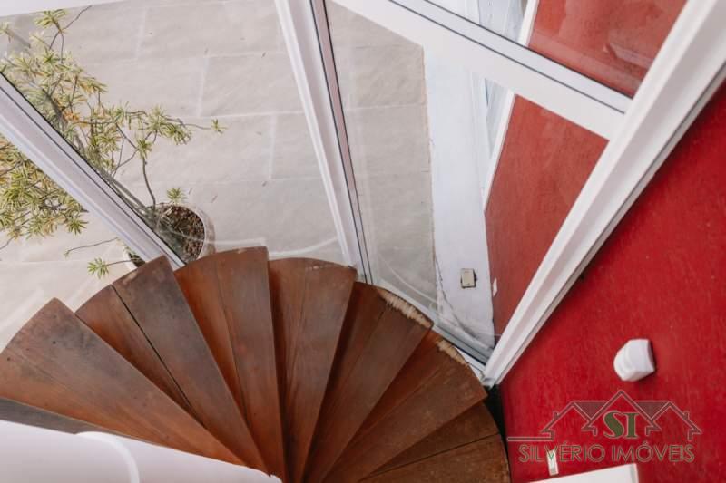 Casa à venda com 4 quartos, 100m² - Foto 39
