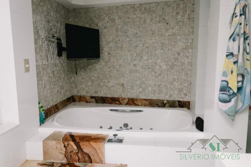Casa à venda com 4 quartos, 100m² - Foto 49