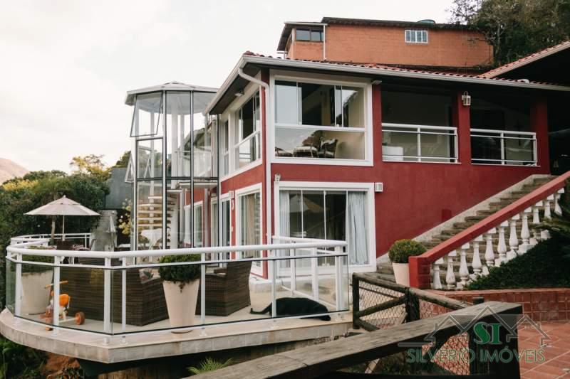 Casa à venda com 4 quartos, 100m² - Foto 2