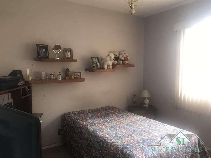 Casa à venda com 3 quartos, 162m² - Foto 13