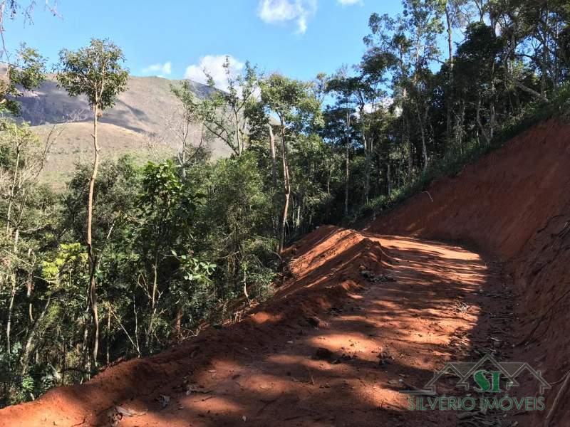 Terreno à venda, 1700m² - Foto 2