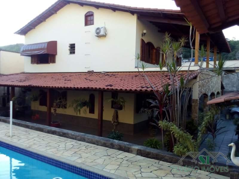 Casa à venda com 5 quartos, 377m² - Foto 6