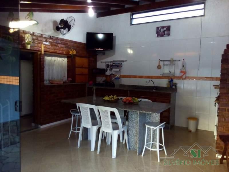 Casa à venda com 5 quartos, 377m² - Foto 17