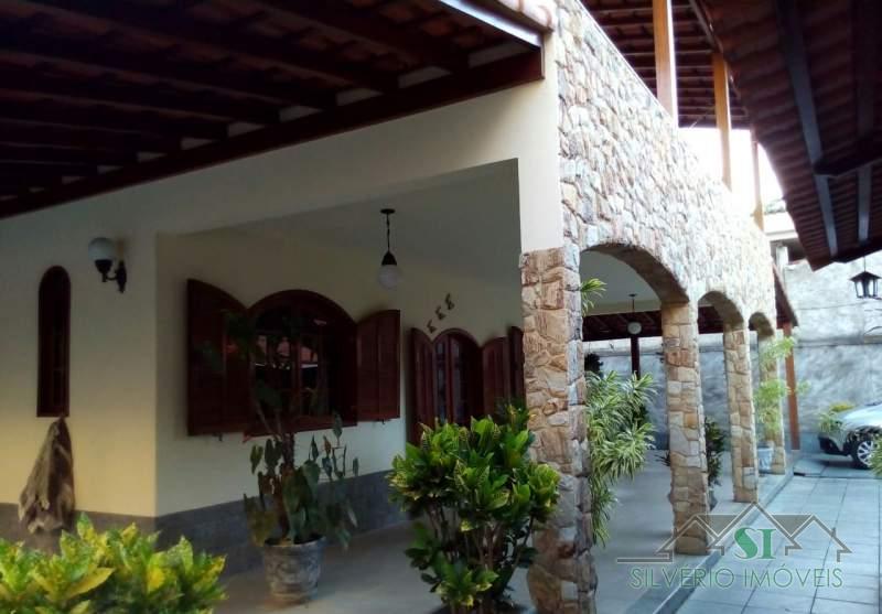 Casa à venda com 5 quartos, 377m² - Foto 4