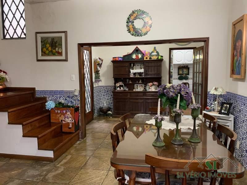 Casa à venda com 4 quartos, 800m² - Foto 6