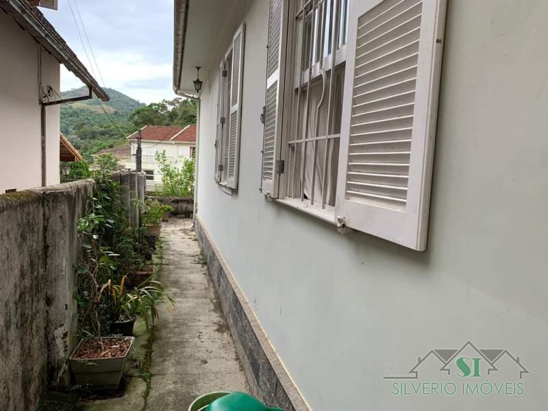 Casa à venda com 4 quartos, 800m² - Foto 12