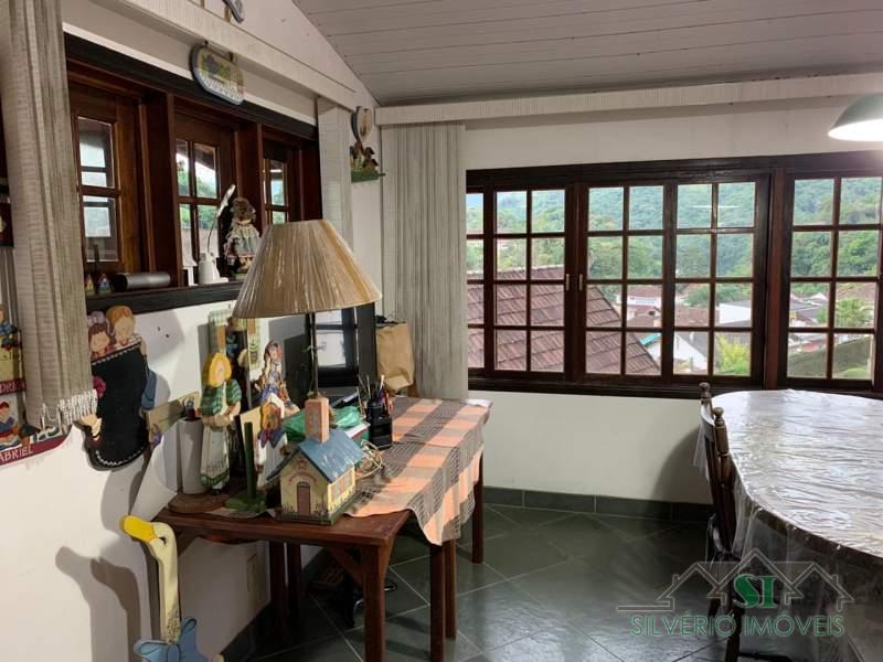 Casa à venda com 4 quartos, 800m² - Foto 30