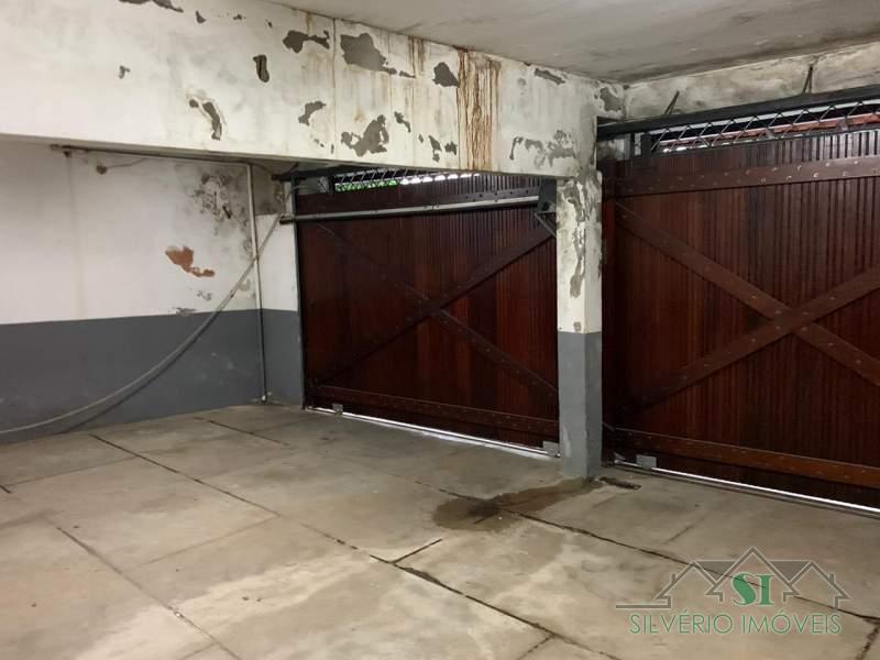 Casa à venda com 4 quartos, 800m² - Foto 34