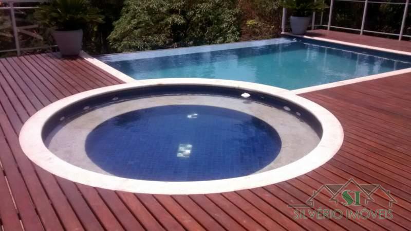 Casa à venda com 4 quartos, 600m² - Foto 15