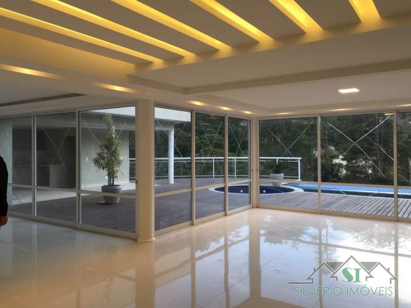 Casa à venda com 4 quartos, 600m² - Foto 7