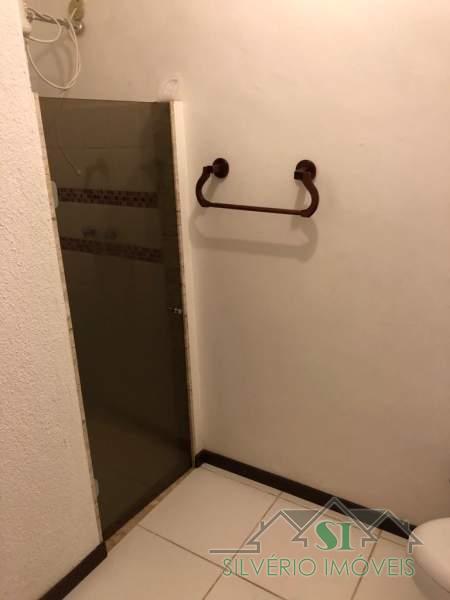 Casa à venda e aluguel com 4 quartos, 240m² - Foto 5