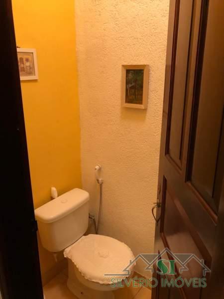 Casa à venda e aluguel com 4 quartos, 240m² - Foto 8
