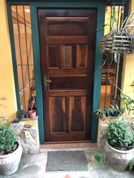 Casa à venda e aluguel com 4 quartos, 240m² - Foto 12