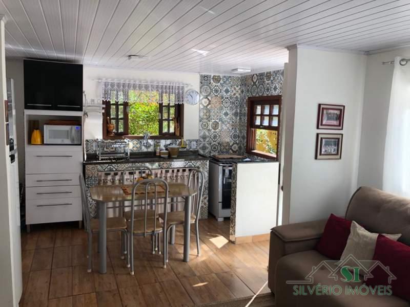 Casa à venda e aluguel com 4 quartos, 240m² - Foto 17
