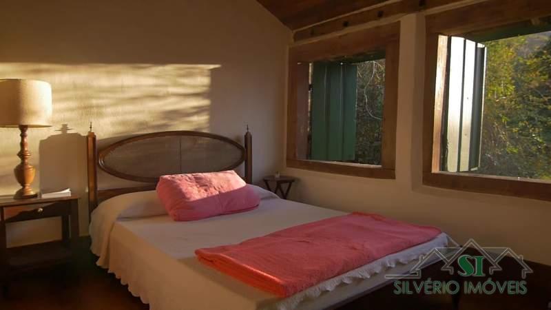 Sítio à venda com 5 quartos, 450m² - Foto 21