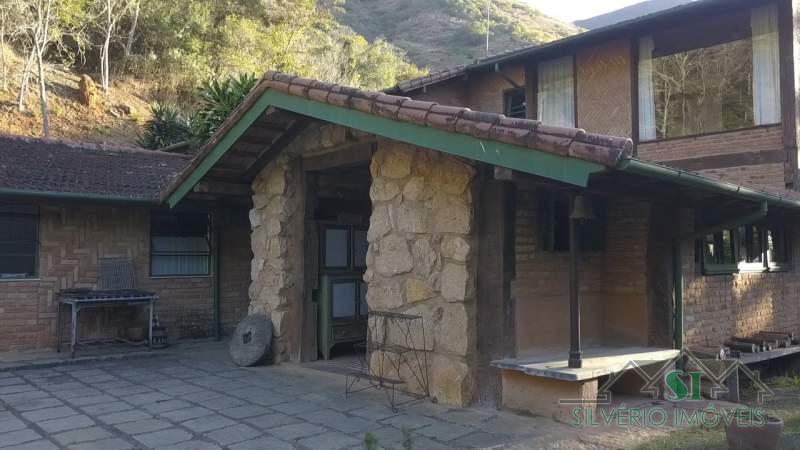Sítio à venda com 5 quartos, 450m² - Foto 27