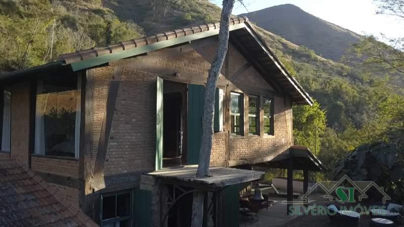 Sítio à venda com 5 quartos, 450m² - Foto 28
