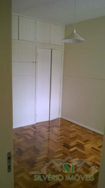 Apartamento à venda com 2 quartos, 72m² - Foto 5