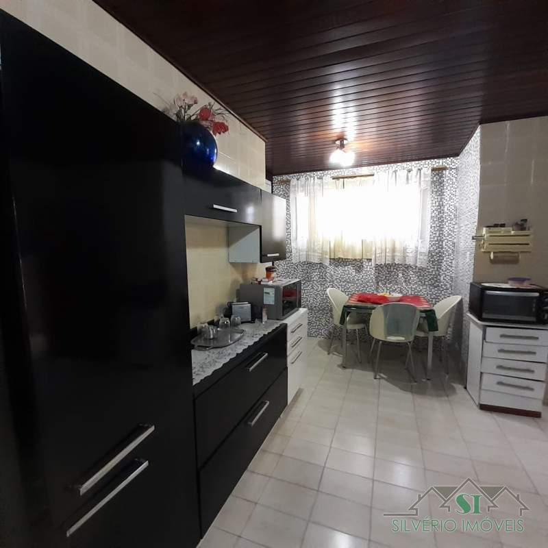 Casa à venda com 7 quartos, 370m² - Foto 14