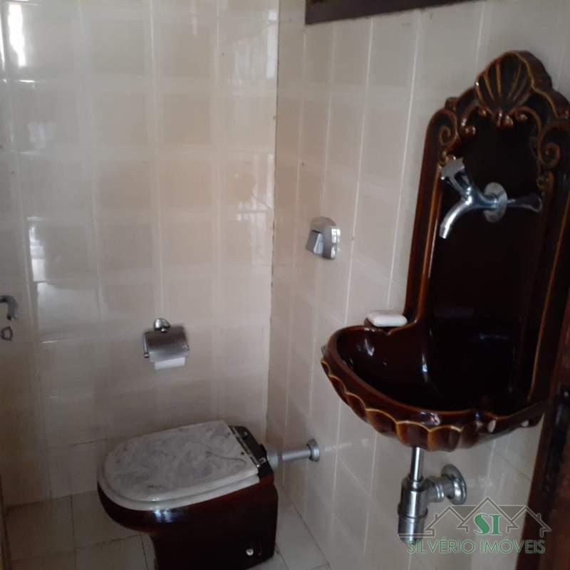 Casa à venda com 7 quartos, 370m² - Foto 18