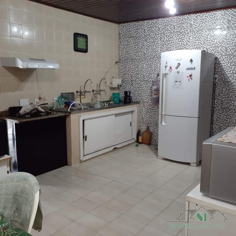 Casa à venda com 7 quartos, 370m² - Foto 15