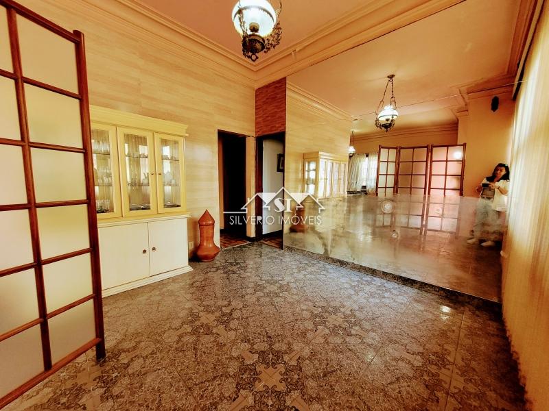 Casa à venda com 7 quartos, 370m² - Foto 20
