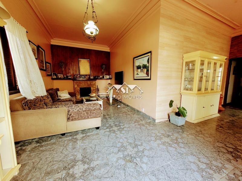 Casa à venda com 7 quartos, 370m² - Foto 22