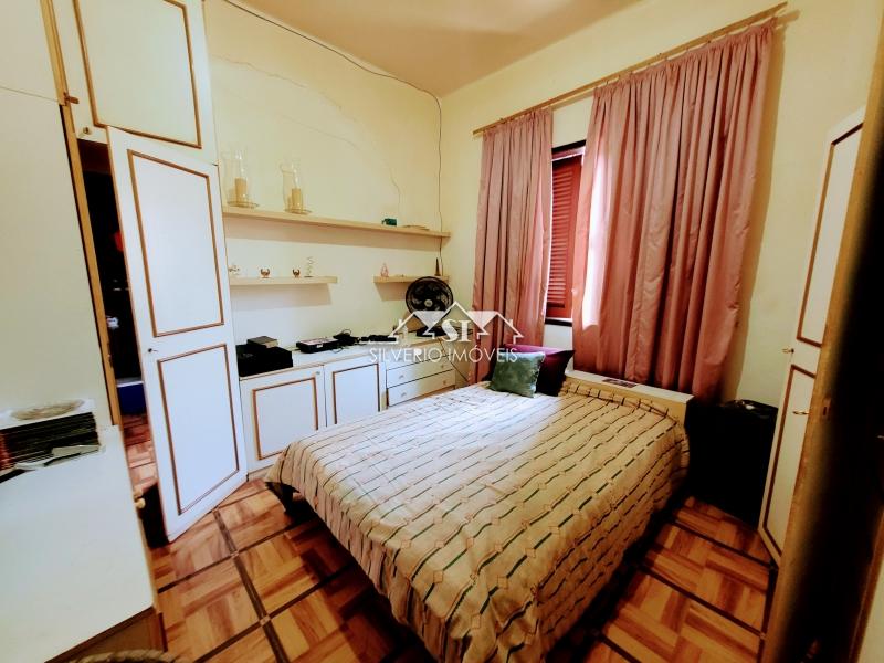 Casa à venda com 7 quartos, 370m² - Foto 23