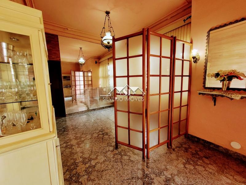 Casa à venda com 7 quartos, 370m² - Foto 24