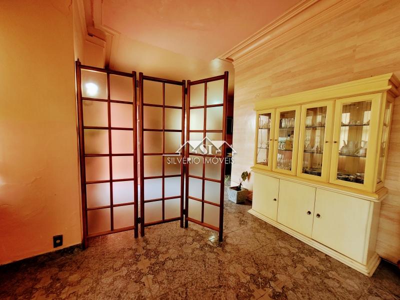 Casa à venda com 7 quartos, 370m² - Foto 25