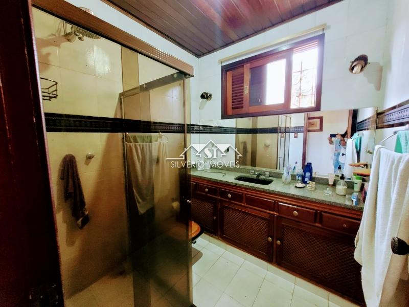 Casa à venda com 7 quartos, 370m² - Foto 27