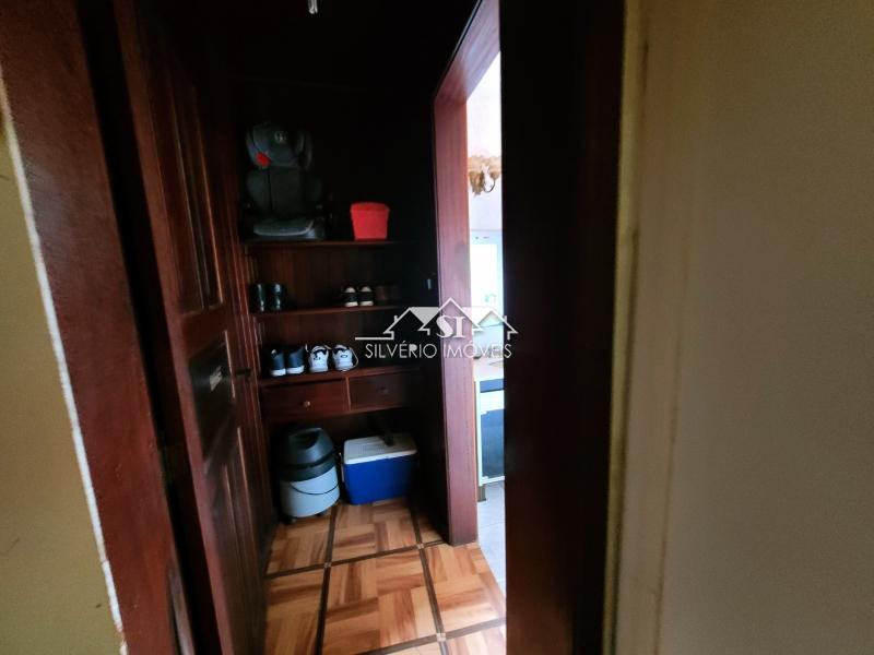 Casa à venda com 7 quartos, 370m² - Foto 30
