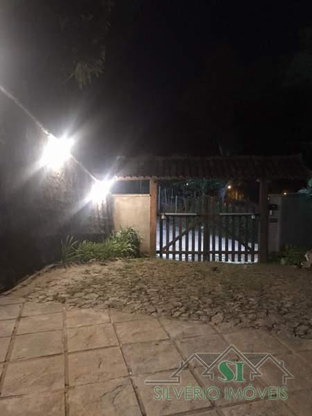 Casa à venda com 3 quartos, 92m² - Foto 3