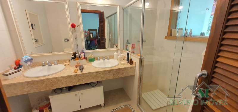 Casa à venda com 3 quartos, 700m² - Foto 36
