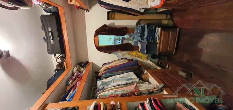 Casa à venda com 3 quartos, 700m² - Foto 37