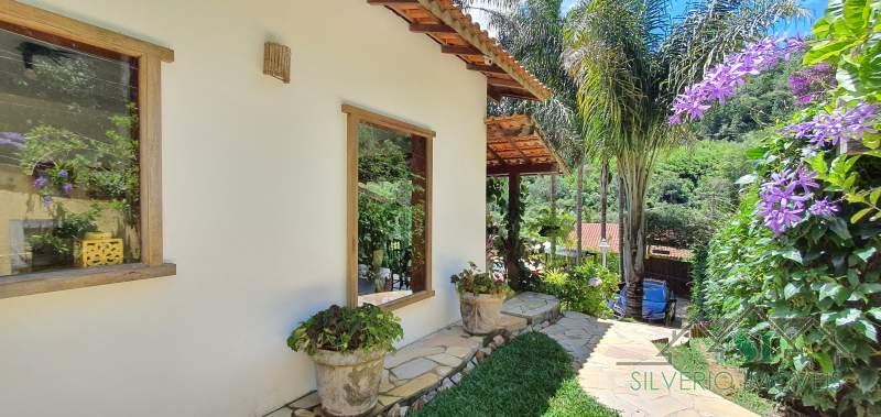 Casa à venda com 3 quartos, 700m² - Foto 39