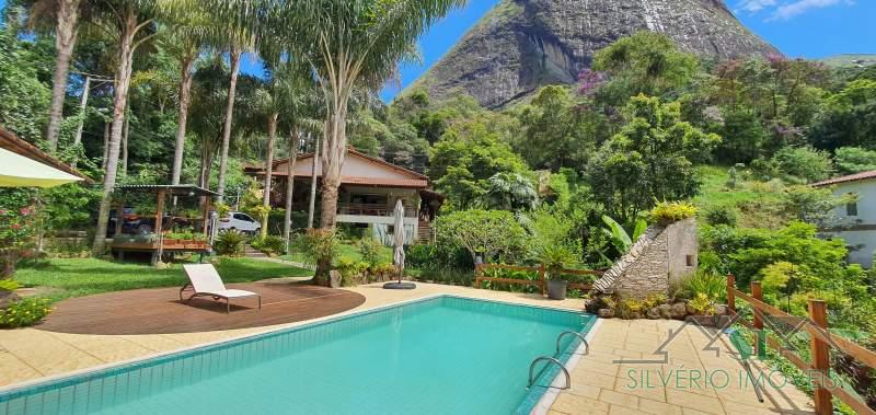 Casa à venda com 3 quartos, 700m² - Foto 2