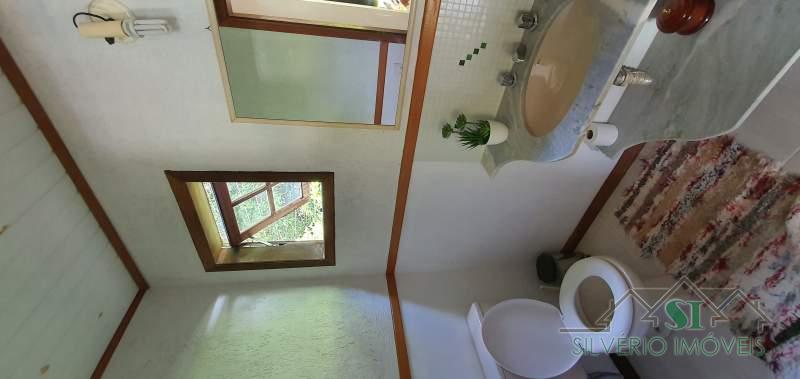 Casa à venda com 3 quartos, 700m² - Foto 9
